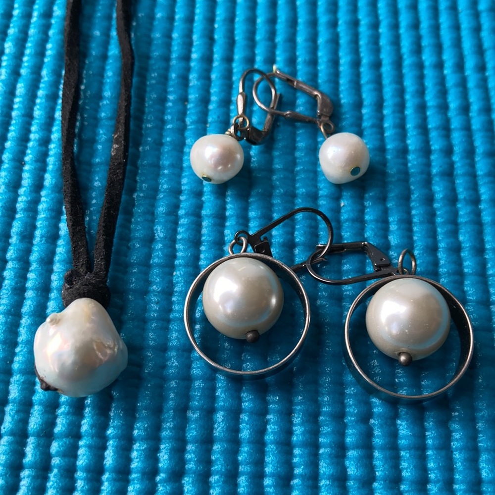 Pearl Necklace & Earrings